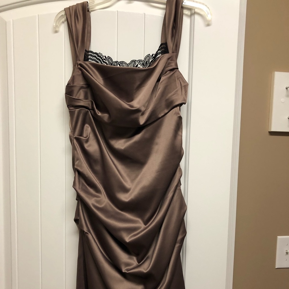 Beautiful cocktail dress with lace detail LIMITED